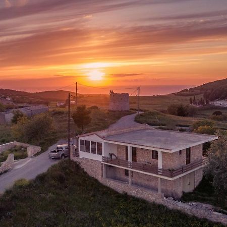 Villa Windmill Near Shipwreck Beach Volímai エクステリア 写真