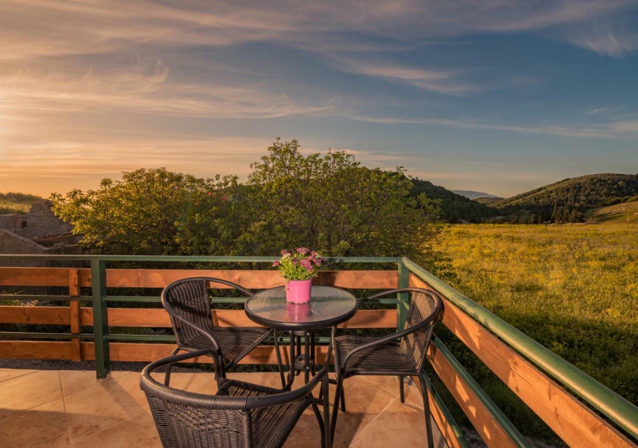 Villa Windmill Near Shipwreck Beach Volímai エクステリア 写真
